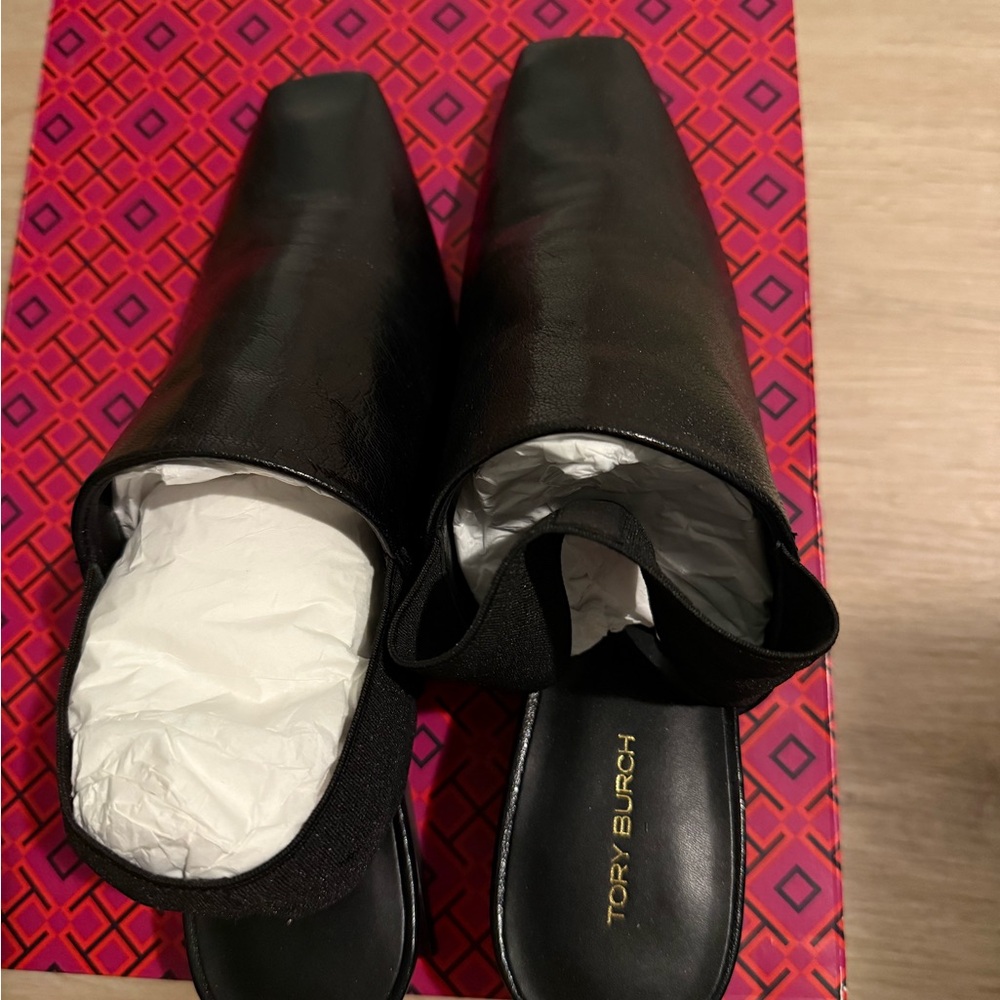 Tory Burch Elasticated Slingback Mules in Perfect Black - Picture 7 of 10